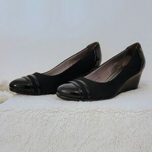 Life Stride Women's Stretch Wedge Shoes Size 8.5M